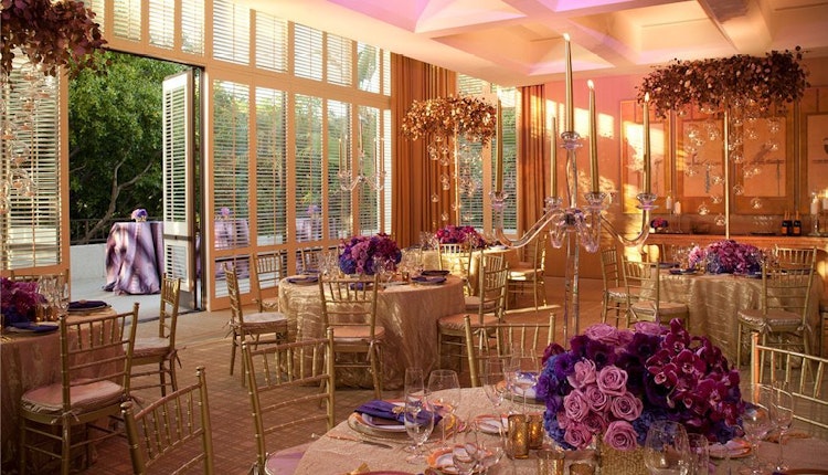 Fashion Island Hotel Cabana Room Fashion Island Hotel Cabana Room