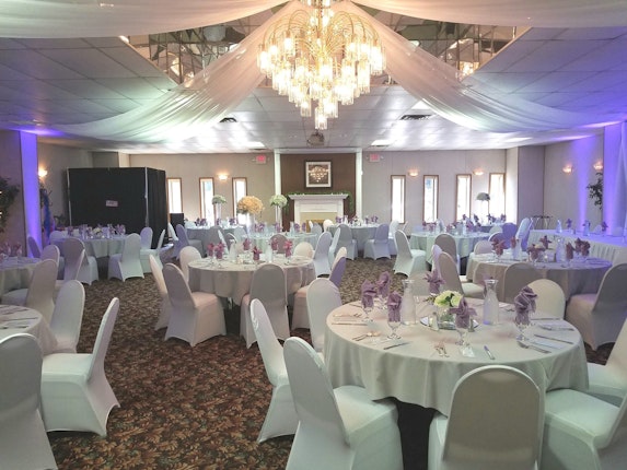 The Biddle Hall Weddings Detroit Ann Arbor Wedding Venue Wyandotte The Biddle Hall Wyandotte Michigan 1